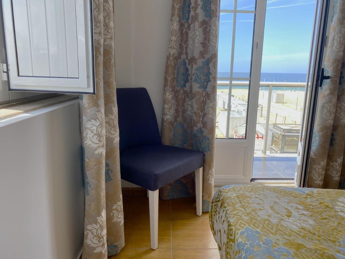 Na Crista Da Onda Hotel Nazaré Eksteriør billede